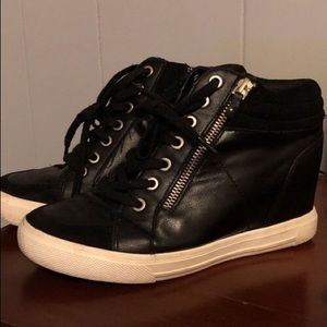 Aldo Pair of sneakers size 7